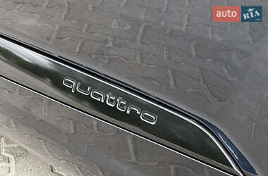 Внедорожник / Кроссовер Audi Q7 2016 в 