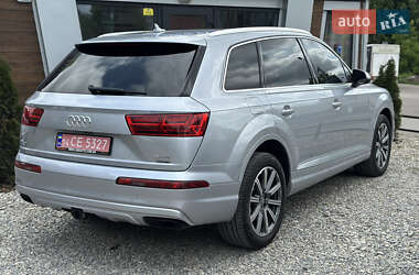 Внедорожник / Кроссовер Audi Q7 2018 в 