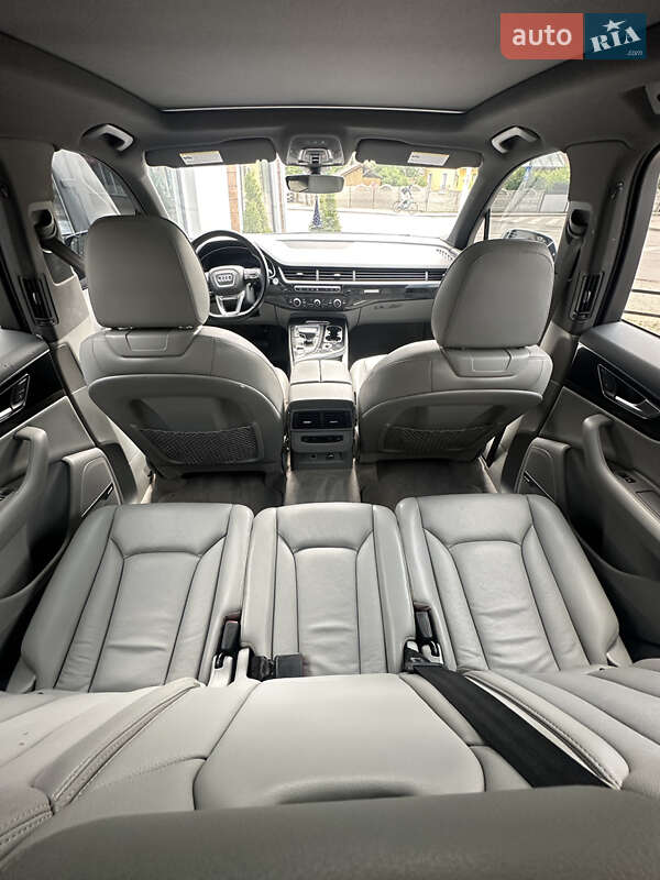 Позашляховик / Кросовер Audi Q7 2018 в Івано-Франківську