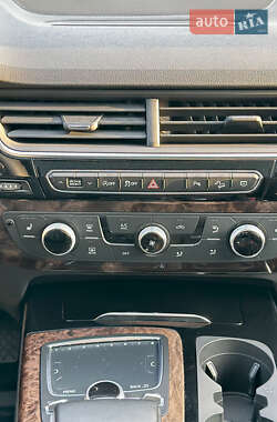 Внедорожник / Кроссовер Audi Q7 2017 в 