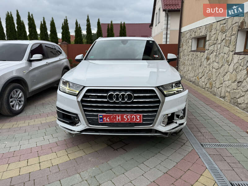Внедорожник / Кроссовер Audi Q7 2016 в Львове