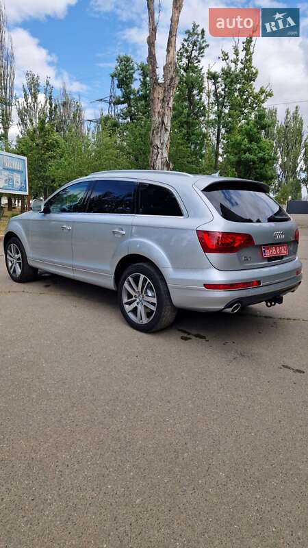 Внедорожник / Кроссовер Audi Q7 2012 в Николаеве