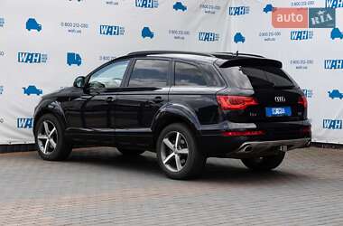 Внедорожник / Кроссовер Audi Q7 2015 в 