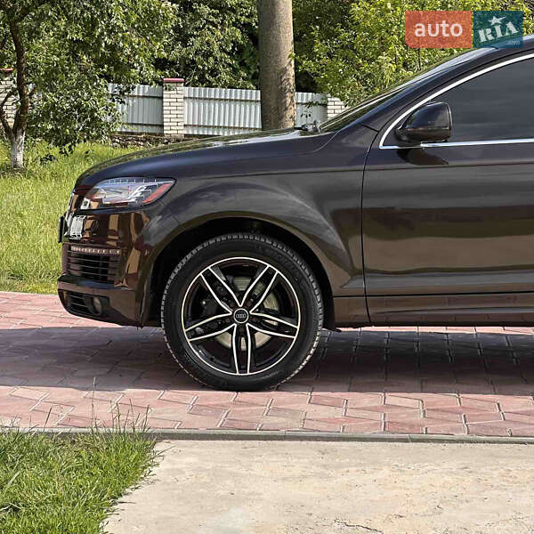 Позашляховик / Кросовер Audi Q7 2010 в Вишнівці