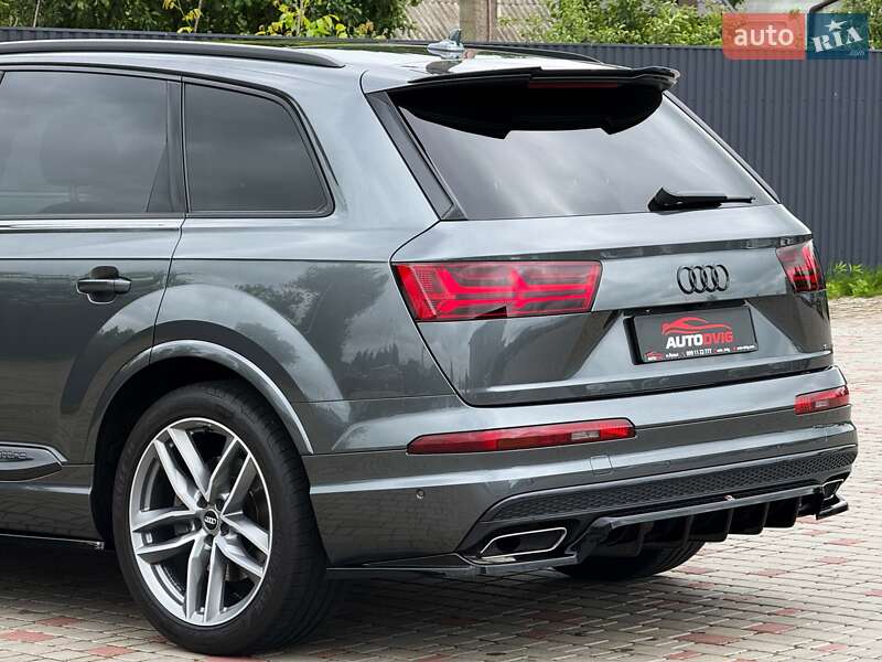 Внедорожник / Кроссовер Audi Q7 2019 в Луцке