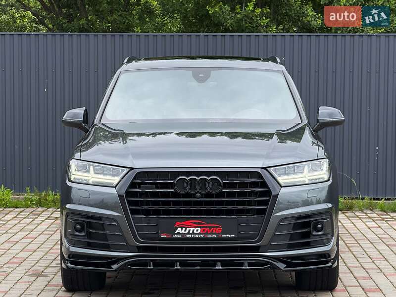 Внедорожник / Кроссовер Audi Q7 2019 в Луцке