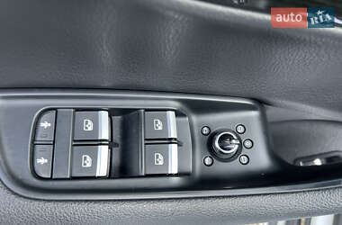 Позашляховик / Кросовер Audi Q7 2019 в 