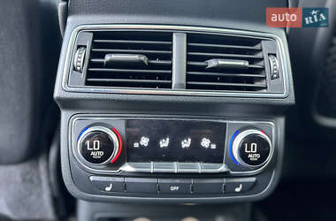 Позашляховик / Кросовер Audi Q7 2019 в 