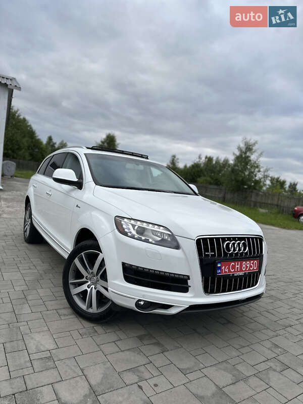 Внедорожник / Кроссовер Audi Q7 2014 в 