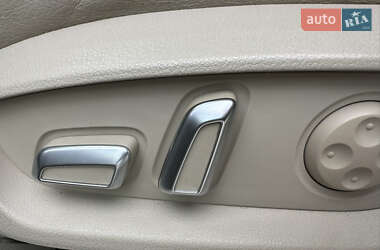 Внедорожник / Кроссовер Audi Q7 2014 в 