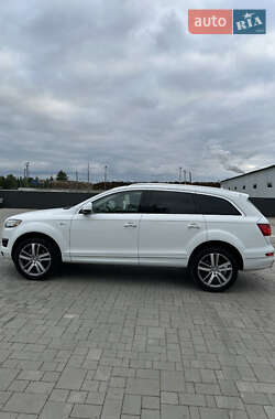 Внедорожник / Кроссовер Audi Q7 2014 в 