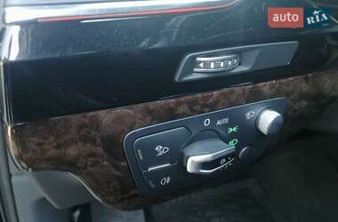 Внедорожник / Кроссовер Audi Q7 2017 в 