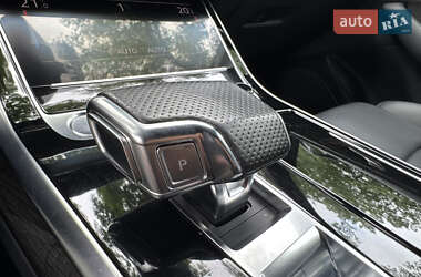 Позашляховик / Кросовер Audi Q7 2020 в 