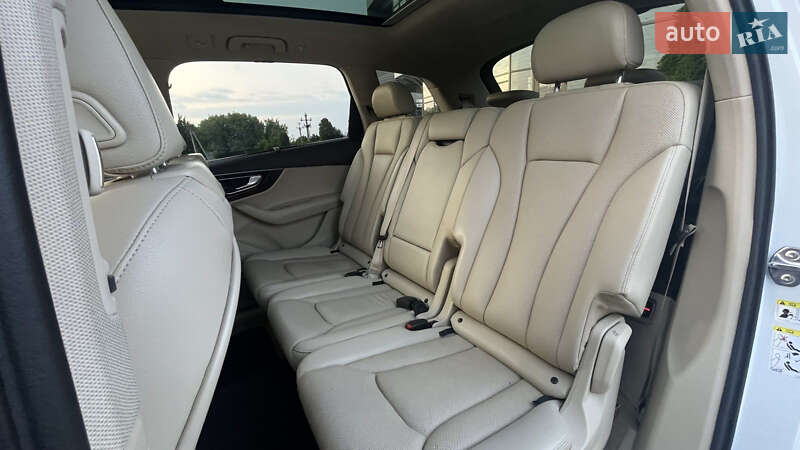 Позашляховик / Кросовер Audi Q7 2017 в Хмельницькому