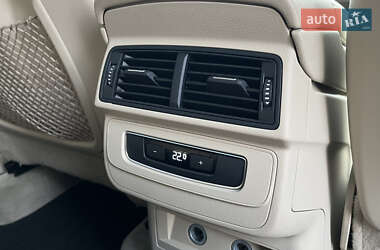 Внедорожник / Кроссовер Audi Q7 2017 в 