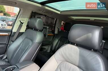 Внедорожник / Кроссовер Audi Q7 2013 в 
