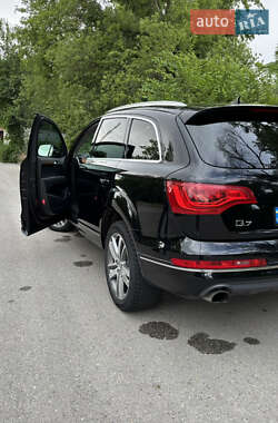 Внедорожник / Кроссовер Audi Q7 2015 в 