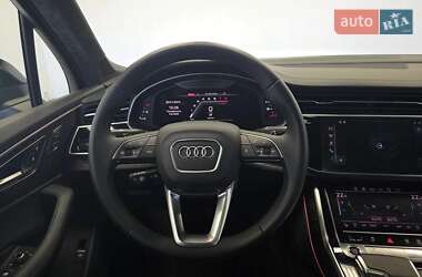 Внедорожник / Кроссовер Audi Q7 2022 в 