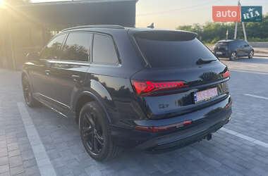 Внедорожник / Кроссовер Audi Q7 2023 в 