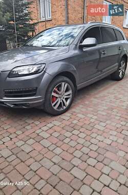 Внедорожник / Кроссовер Audi Q7 2014 в 