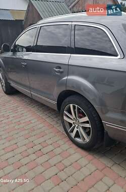 Внедорожник / Кроссовер Audi Q7 2014 в 