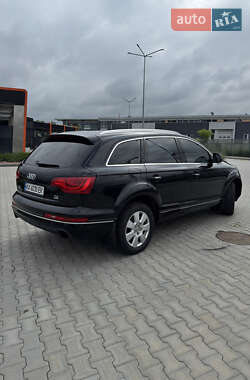 Внедорожник / Кроссовер Audi Q7 2014 в 