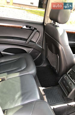 Внедорожник / Кроссовер Audi Q7 2014 в 