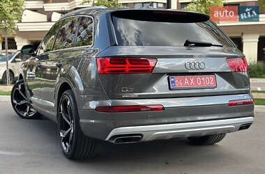 Внедорожник / Кроссовер Audi Q7 2019 в 