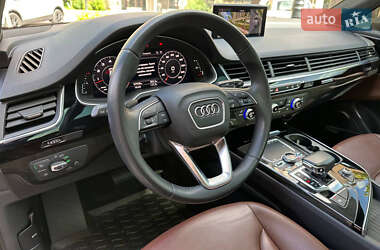Внедорожник / Кроссовер Audi Q7 2019 в 