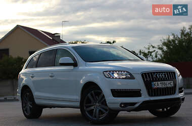 Внедорожник / Кроссовер Audi Q7 2014 в 