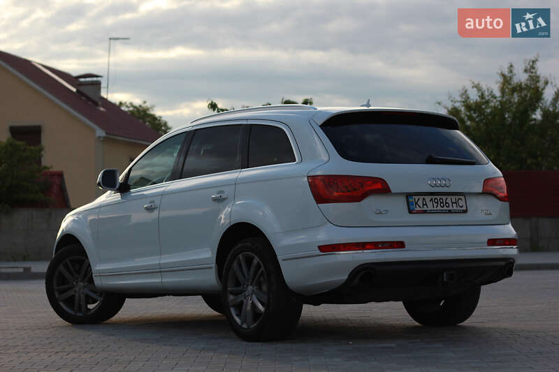 Внедорожник / Кроссовер Audi Q7 2014 в Киеве