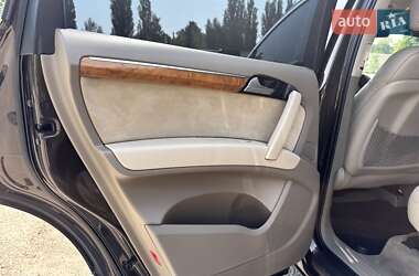 Позашляховик / Кросовер Audi Q7 2014 в 