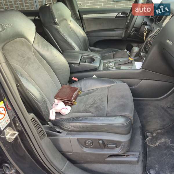 Внедорожник / Кроссовер Audi Q7 2007 в Жовкве
