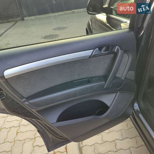 Внедорожник / Кроссовер Audi Q7 2007 в Жовкве