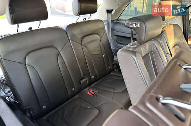 Позашляховик / Кросовер Audi Q7 2010 в 