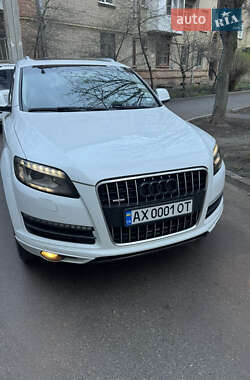 Audi Q7 2015