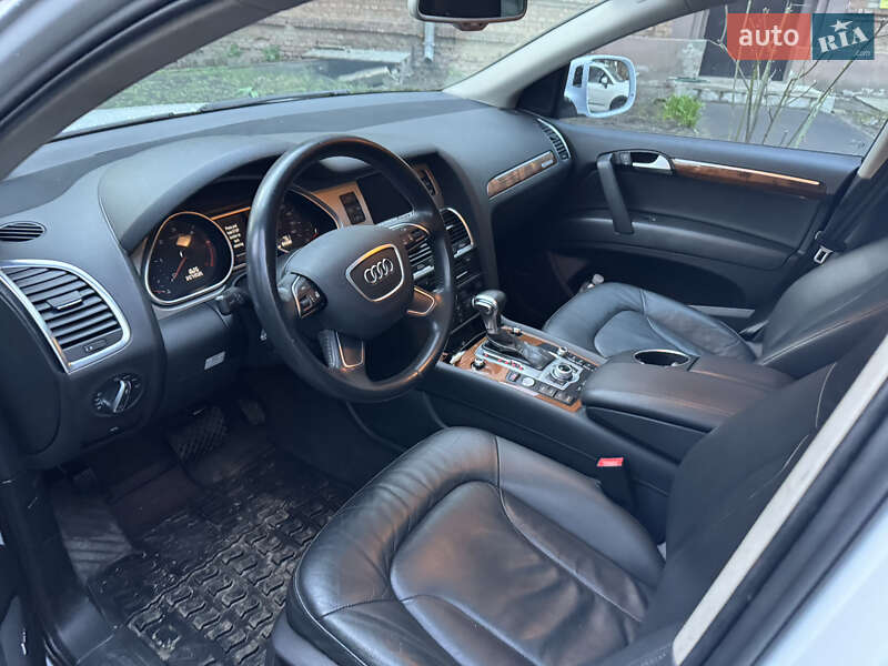 Позашляховик / Кросовер Audi Q7 2015 в Харкові