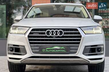 Внедорожник / Кроссовер Audi Q7 2018 в 