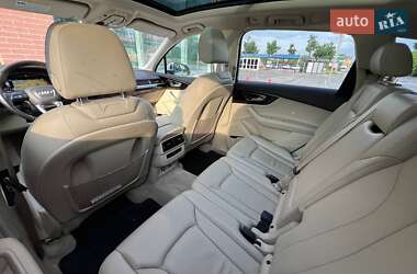 Внедорожник / Кроссовер Audi Q7 2018 в 
