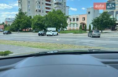 Внедорожник / Кроссовер Audi Q7 2016 в 
