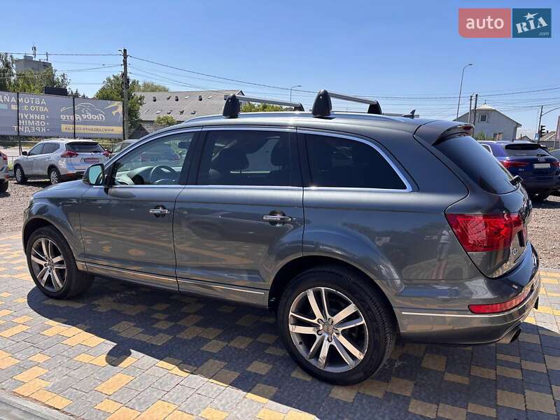 Позашляховик / Кросовер Audi Q7 2015 в Львові