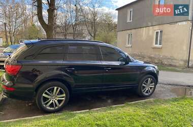 Внедорожник / Кроссовер Audi Q7 2013 в 