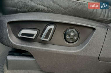 Внедорожник / Кроссовер Audi Q7 2012 в 