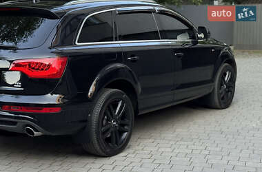 Внедорожник / Кроссовер Audi Q7 2010 в 