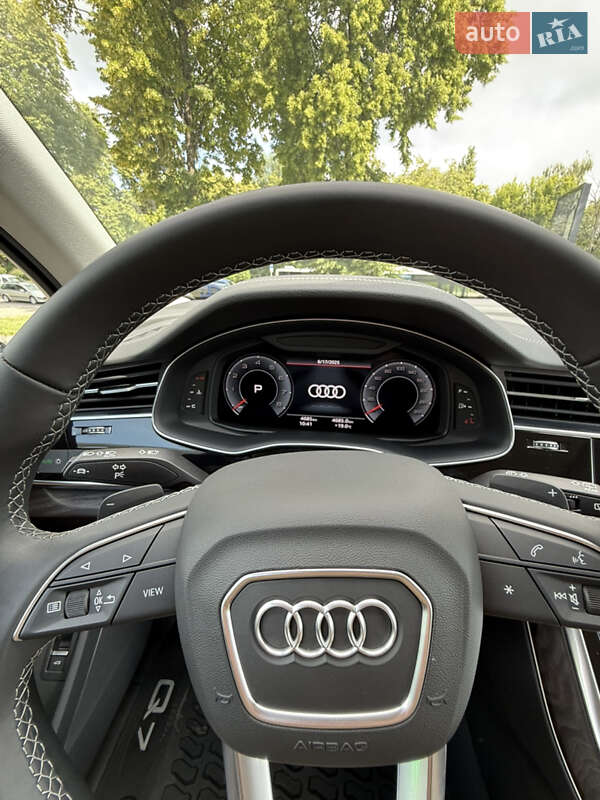 Внедорожник / Кроссовер Audi Q7 2024 в Львове