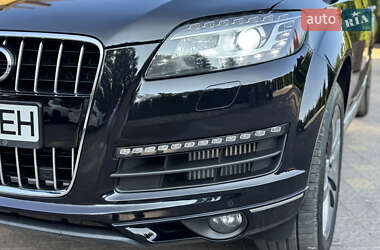 Внедорожник / Кроссовер Audi Q7 2015 в 
