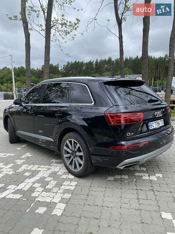 Внедорожник / Кроссовер Audi Q7 2016 в Львове