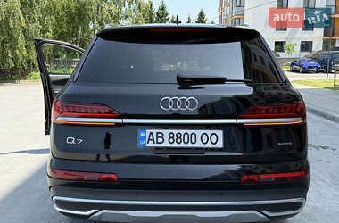 Внедорожник / Кроссовер Audi Q7 2020 в 