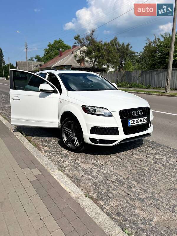 Внедорожник / Кроссовер Audi Q7 2014 в Чернигове