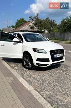 Внедорожник / Кроссовер Audi Q7 2014 в 